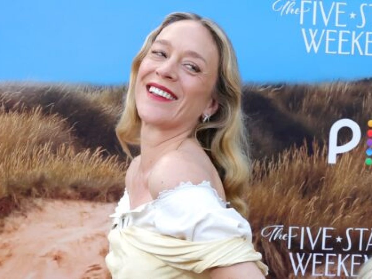 Ο εξάχρονος γιος της Chloë Sevigny έκανε το ντεμπούτο του στο κόκκινο χαλί – Marie Claire