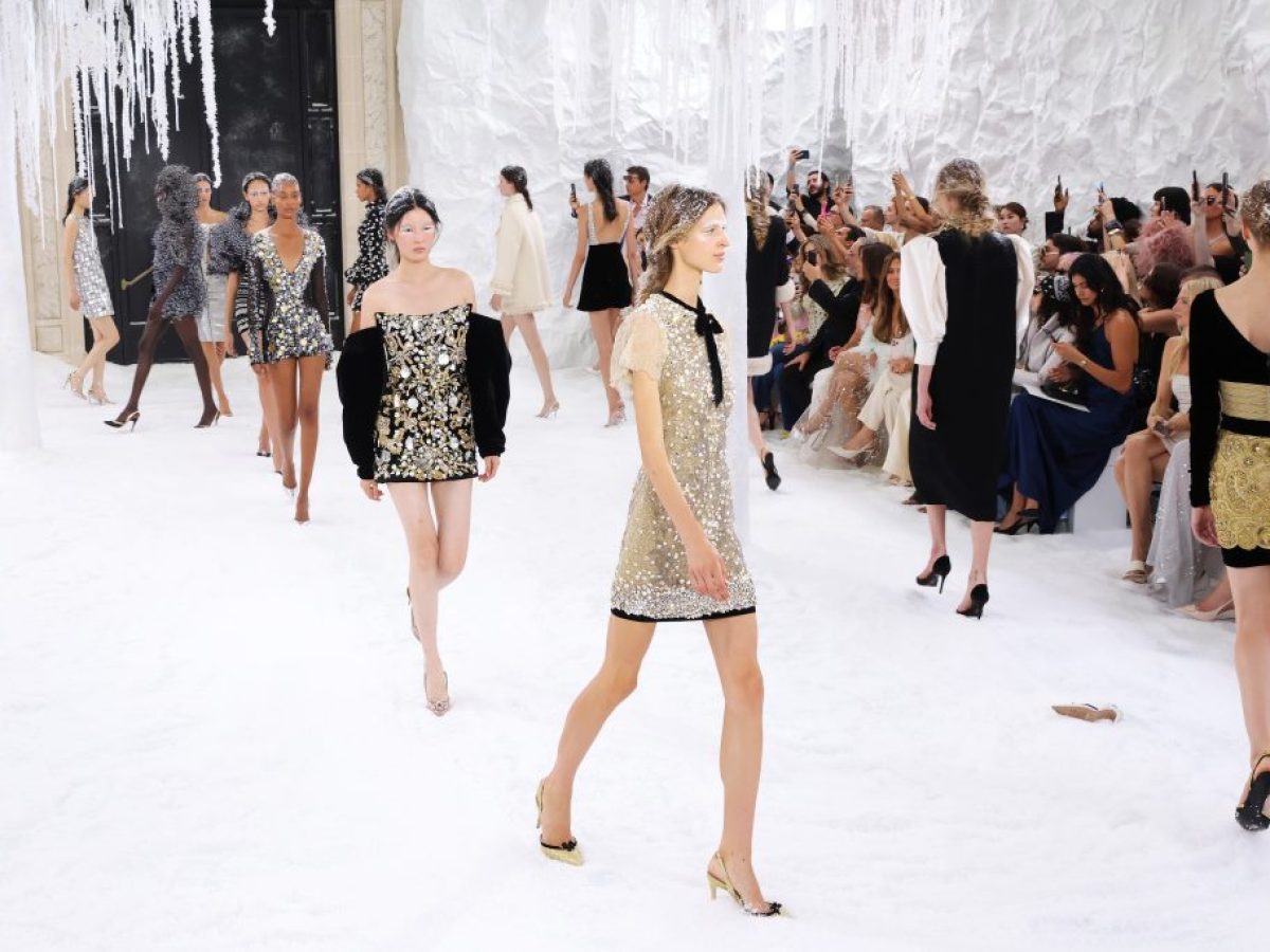 Celia Kritharioti Couture FW 26/27: Η «Frozen Eden» μετέτρεψε το Παρίσι σε έναν παγωμένο παράδεισο υψηλής ραπτικής