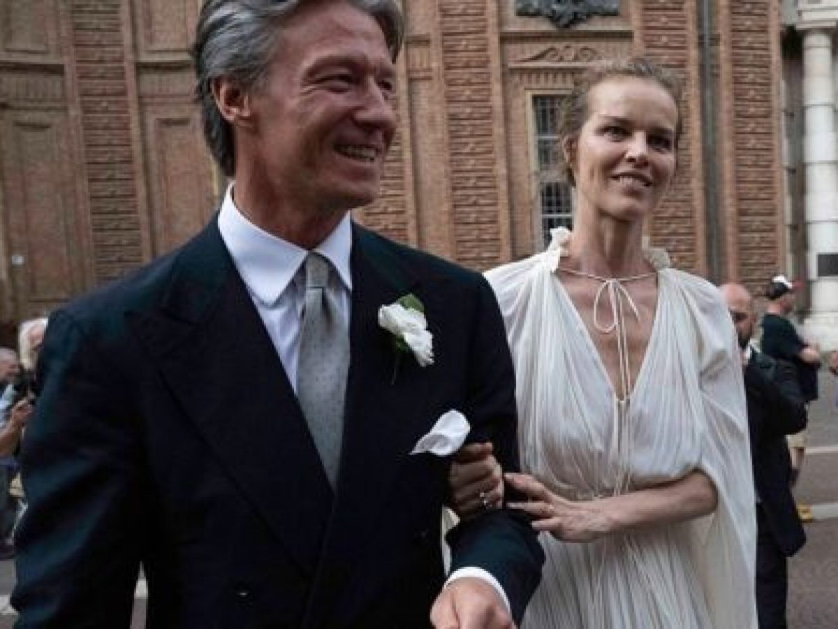 H Eva Herzigova παντρεύτηκε στο Τορίνο με Lanvin – Marie Claire