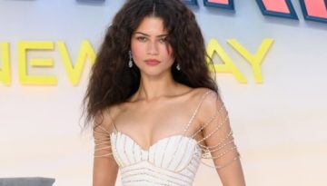 Zendaya: &Eta; &epsilon;&nu;&tau;&upsilon;&pi;&omega;&sigma;&iota;&alpha;&kappa;ή &lambda;&epsilon;&pi;&tau;&omicron;&mu;έ&rho;&epsilon;&iota;&alpha; &sigma;&tau;&omicron; &pi;ί&sigma;&omega; &mu;έ&rho;&omicron;&sigmaf; &tau;&omicron;&upsilon; &phi;&omicron;&rho;έ&mu;&alpha;&tau;ό&sigmaf; &tau;&eta;&sigmaf; &pi;&omicron;&upsilon; &theta;ύ&mu;&iota;&zeta;&epsilon; &iota;&sigma;&tau;ό &alpha;&rho;ά&chi;&nu;&eta;&sigmaf; &ndash; Marie Claire