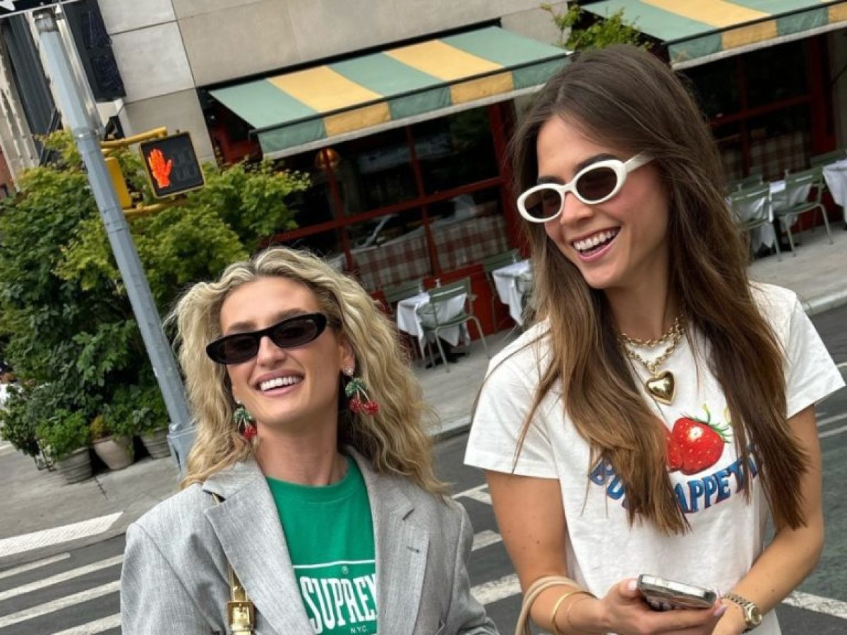 Τα t-shirt ελληνικών brands με τα πιο έξυπνα quotes που θα φοράς ασταμάτητα όλο το καλοκαίρι (και όχι μόνο)