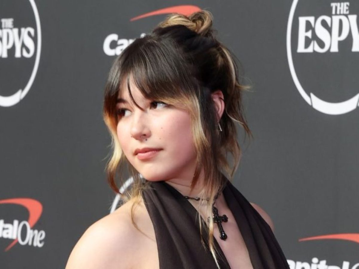 Το ανεπιτήδευτο χτένισμα της Alysa Liu στα ESPYs 2026 είναι η πιο fresh έμπνευση για τις καλοκαιρινές σου εμφανίσεις