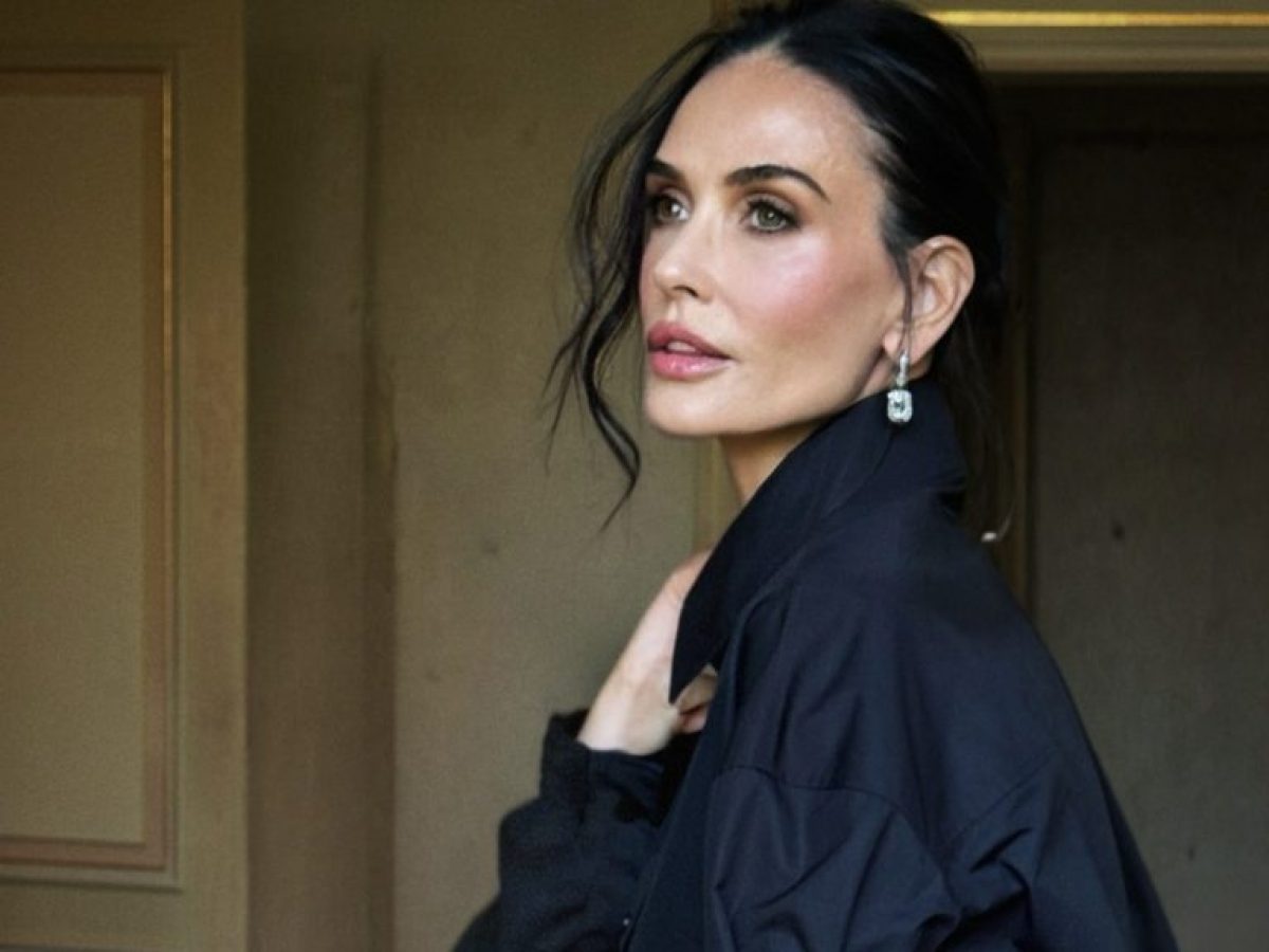 Demi Moore: Ο Δημήτρης Γιαννέτος της δημιούργησε το πιο εύκολο καλοκαιρινό hair look