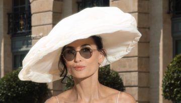 Demi Moore: &Tau;&omicron; statement &kappa;&alpha;&pi;έ&lambda;&omicron; &pi;&omicron;&upsilon; έ&kappa;&lambda;&epsilon;&psi;&epsilon; &tau;&eta;&nu; &pi;&alpha;&rho;ά&sigma;&tau;&alpha;&sigma;&eta; &sigma;&tau;&omicron; &Pi;&alpha;&rho;ί&sigma;&iota;