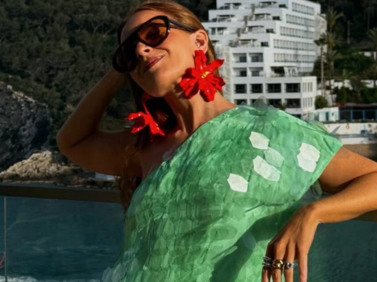 Sequin top: Το λαμπερό κομμάτι που δεν πρέπει να λείπει από την ντουλάπα σου – ούτε το καλοκαίρι
