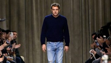 Dior: &Omicron; Jonathan Anderson &gamma;&rho;ά&phi;&epsilon;&iota; &iota;&sigma;&tau;&omicron;&rho;ί&alpha; &mu;&epsilon; &tau;&omicron; &pi;&rho;ώ&tau;&omicron; show &tau;&omicron;&upsilon; &omicron;ί&kappa;&omicron;&upsilon; &sigma;&tau;&eta;&nu; &Iota;&rho;&lambda;&alpha;&nu;&delta;ί&alpha;