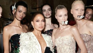 &Eta; Jennifer Lopez έ&kappa;&alpha;&nu;&epsilon; &tau;&omicron; &pi;&iota;&omicron; &rho;&omicron;&mu;&alpha;&nu;&tau;&iota;&kappa;ό &chi;&tau;έ&nu;&iota;&sigma;&mu;&alpha; &sigma;&tau;&eta;&nu; Paris Haute Couture Week