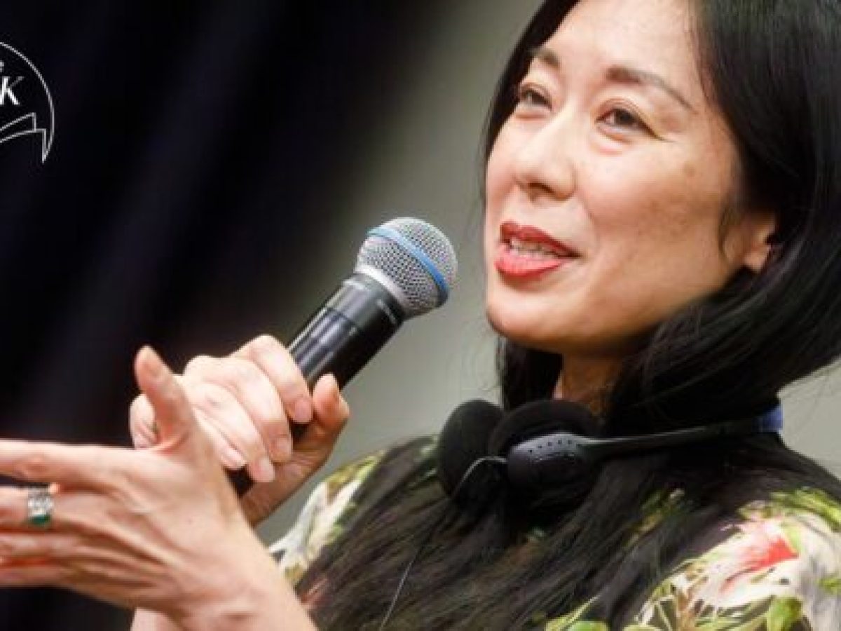 Katie Kitamura: «Υπάρχει η προσδοκία οι γυναίκες να επιδεικνύουν τα αισθήματά τους» – Marie Claire