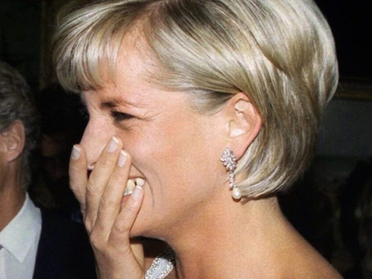 Το ’90s μανικιούρ της πριγκίπισσας Diana παραμένει κορυφαία τάση μέχρι σήμερα