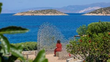 Έ&nu;&alpha; &zeta;&epsilon;&upsilon;&gamma;ά&rho;&iota; &kappa;&alpha;&lambda;&lambda;&iota;&tau;&epsilon;&chi;&nu;ώ&nu; &alpha;&pi;ό &tau;&omicron;&nu; &Kappa;&alpha;&nu;&alpha;&delta;ά &delta;&eta;&mu;&iota;&omicron;ύ&rho;&gamma;&eta;&sigma;&epsilon; έ&nu;&alpha; έ&rho;&gamma;&omicron; &pi;&omicron;&upsilon; &mu;&alpha;&sigmaf; &pi;&rho;&omicron;&sigma;&kappa;&alpha;&lambda;&epsilon;ί &nu;&alpha; &delta;&omicron;ύ&mu;&epsilon; &tau;&omicron; &kappa;&rho;&eta;&tau;&iota;&kappa;ό &tau;&omicron;&pi;ί&omicron; &mu;έ&sigma;&alpha; &alpha;&pi;ό &chi;&iota;&lambda;&iota;ά&delta;&epsilon;&sigmaf; &delta;&iota;&alpha;&phi;&omicron;&rho;&epsilon;&tau;&iota;&kappa;έ&sigmaf; &omicron;&pi;&tau;&iota;&kappa;έ&sigmaf; &ndash; Marie Claire