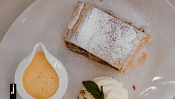 &Alpha;&upsilon;&tau;ό &tau;&omicron; vegan &sigma;&tau;&rho;&omicron;ύ&nu;&tau;&epsilon;&lambda; &mu;&epsilon; &delta;&alpha;&mu;ά&sigma;&kappa;&eta;&nu;&alpha; &epsilon;ί&nu;&alpha;&iota; &tau;&rho;&alpha;&gamma;&alpha;&nu;ό, &zeta;&omicron;&upsilon;&mu;&epsilon;&rho;ό &kappa;&alpha;&iota; &pi;&epsilon;&nu;&tau;&alpha;&nu;ό&sigma;&tau;&iota;&mu;&omicron;