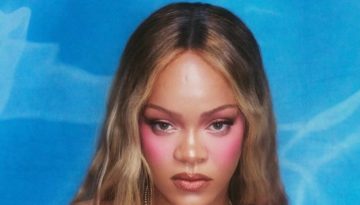 H Rihanna &mu;&epsilon; &mu;&alpha;&kappa;&rho;&iota;ά &xi;&alpha;&nu;&theta;ά mermaid waves &kappa;&alpha;&iota; flash blush &sigma;&tau;&eta;&nu; &pi;&iota;&omicron; &zeta;&omega;&eta;&rho;ή &rho;&omicron;&zeta; &alpha;&pi;ό&chi;&rho;&omega;&sigma;&eta; &epsilon;ί&nu;&alpha;&iota; &pi;&iota;&omicron; &epsilon;&nu;&tau;&upsilon;&pi;&omega;&sigma;&iota;&alpha;&kappa;ή &alpha;&pi;ό &pi;&omicron;&tau;έ