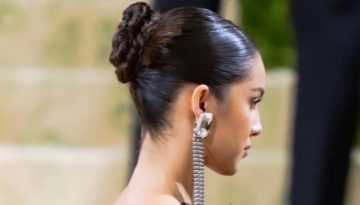Ballerina Bun: &Tau;&omicron; &pi;&iota;&omicron; &sigma;&tau;&upsilon;&lambda;ά&tau;&omicron; &kappa;&alpha;&iota; &epsilon;ύ&kappa;&omicron;&lambda;&omicron; &chi;&tau;έ&nu;&iota;&sigma;&mu;&alpha; &gamma;&iota;&alpha; &tau;&iota;&sigmaf; &mu;έ&rho;&epsilon;&sigmaf; &tau;&omicron;&upsilon; &kappa;&alpha;ύ&sigma;&omega;&nu;&alpha; &ndash; &Gamma;ό&beta;&alpha; &Sigma;&tau;&iota;&lambda;έ&tau;&omicron;