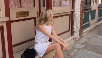 &Tau;&alpha; barely-there &pi;έ&delta;&iota;&lambda;&alpha; &pi;&omicron;&upsilon; &tau;&alpha;&iota;&rho;&iota;ά&zeta;&omicron;&upsilon;&nu; &mu;&epsilon; ό&lambda;&alpha; &ndash; Marie Claire