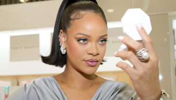 Rihanna: &Tau;&omicron; &nu;έ&omicron; foundation &tau;&eta;&sigmaf; Fenty Beauty &sigma;&epsilon; 50 &alpha;&pi;&omicron;&chi;&rho;ώ&sigma;&epsilon;&iota;&sigmaf; &ndash; &Gamma;ό&beta;&alpha; &Sigma;&tau;&iota;&lambda;έ&tau;&omicron;