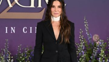 Sandra Bullock: &Eta; &kappa;&omicron;&mu;&psi;ή &epsilon;&mu;&phi;ά&nu;&iota;&sigma;&eta; &mu;&epsilon; Erdem &sigma;&tau;&omicron; &Lambda;&omicron;&nu;&delta;ί&nu;&omicron; &ndash; Marie Claire