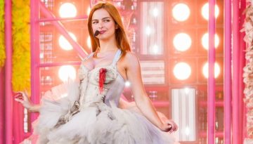 Addison Rae: &Epsilon;&pi;έ&sigma;&tau;&rho;&epsilon;&psi;&epsilon; &sigma;&tau;&omicron; &alpha;&gamma;&alpha;&pi;&eta;&mu;έ&nu;&omicron; &tau;&eta;&sigmaf; &xi;&alpha;&nu;&theta;ό &mu;&epsilon; έ&nu;&alpha; ultra chic hair look