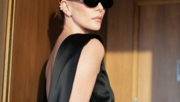 Charlize Theron: &Eta; &epsilon;&mu;&phi;ά&nu;&iota;&sigma;&eta; &sigma;&tau;&eta; &Sigma;&epsilon;&omicron;ύ&lambda; &pi;&omicron;&upsilon; &sigma;&upsilon;&nu;&delta;ύ&alpha;&sigma;&epsilon; &mu;&iota;&nu;&iota;&mu;&alpha;&lambda;&iota;&sigma;&mu;ό &kappa;&alpha;&iota; &delta;&rho;ά&mu;&alpha; &ndash; Marie Claire