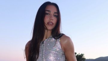 &Tau;&omicron; sunkissed blush &kappa;&alpha;&iota; &tau;&alpha; glossy &chi;&epsilon;ί&lambda;&eta; &tau;&eta;&sigmaf; Dua Lipa &epsilon;ί&nu;&alpha;&iota; &tau;&omicron; beauty look &pi;&omicron;&upsilon; &theta;&alpha; &beta;&lambda;έ&pi;&omicron;&upsilon;&mu;&epsilon; &pi;&alpha;&nu;&tau;&omicron;ύ &tau;&omicron;&nu; &Alpha;ύ&gamma;&omicron;&upsilon;&sigma;&tau;&omicron;