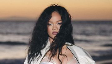 Rihanna: &Lambda;&alpha;&nu;&sigma;ά&rho;&epsilon;&iota; &nu;έ&omicron; foundation &sigma;&epsilon; 50 &alpha;&pi;&omicron;&chi;&rho;ώ&sigma;&epsilon;&iota;&sigmaf; &mu;&epsilon; &mu;&iota;&alpha; &phi;ό&rho;&mu;&omicron;&upsilon;&lambda;&alpha; &pi;&omicron;&upsilon; &theta;&alpha; &sigma;&upsilon;&nu;&alpha;&rho;&pi;ά&sigma;&epsilon;&iota; &tau;&iota;&sigmaf; beauty lovers