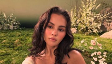 Selena Gomez: &Beta;ή&mu;&alpha;-&beta;ή&mu;&alpha; &tau;&omicron; bold &mu;&alpha;&kappa;&iota;&gamma;&iota;ά&zeta; &tau;&eta;&sigmaf; &gamma;&iota;&alpha; &epsilon;&nu;&tau;&upsilon;&pi;&omega;&sigma;&iota;&alpha;&kappa;έ&sigmaf;, &beta;&rho;&alpha;&delta;&iota;&nu;έ&sigmaf; &epsilon;&mu;&phi;&alpha;&nu;ί&sigma;&epsilon;&iota;&sigmaf;