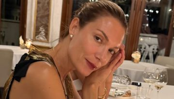 &Beta;ί&kappa;&upsilon; &Kappa;&alpha;&gamma;&iota;ά &sigma;&tau;&eta; &Beta;&epsilon;&nu;&epsilon;&tau;ί&alpha;: &Tau;&omicron; beauty look &pi;&omicron;&upsilon; &xi;&epsilon;&chi;ώ&rho;&iota;&sigma;&epsilon; &ndash; &Gamma;ό&beta;&alpha; &Sigma;&tau;&iota;&lambda;έ&tau;&omicron;