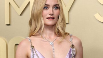 &Beta;&rho;&alpha;&beta;&epsilon;ί&alpha; Emmy 2026: T&alpha; &pi;&iota;&omicron; &kappa;&omicron;&mu;&psi;ά beauty looks &pi;&omicron;&upsilon; &xi;&epsilon;&chi;&omega;&rho;ί&sigma;&alpha;&mu;&epsilon; &sigma;&tau;&omicron; &kappa;ό&kappa;&kappa;&iota;&nu;&omicron; &chi;&alpha;&lambda;ί &ndash; Marie Claire