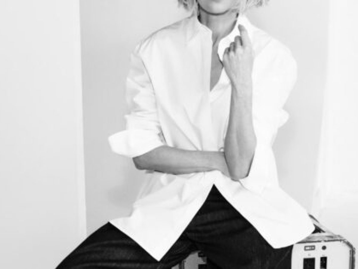 &Eta; Naomi Watts &kappa;&alpha;&iota; &eta; &kappa;ό&rho;&eta; &tau;&eta;&sigmaf;, Kai Schreiber, &pi;&rho;&omega;&tau;&alpha;&gamma;&omega;&nu;&iota;&sigma;&tau;&omicron;ύ&nu; &gamma;&iota;&alpha; &pi;&rho;ώ&tau;&eta; &phi;&omicron;&rho;ά &mu;&alpha;&zeta;ί &sigma;&epsilon; &kappa;&alpha;&mu;&pi;ά&nu;&iota;&alpha; &mu;ό&delta;&alpha;&sigmaf; &ndash; Marie Claire