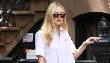 Dakota Fanning: &Delta;ί&nu;&epsilon;&iota; &sigma;&tau;&omicron; tenniscore &sigma;&tau;&iota;&lambda; &tau;&omicron; &pi;&iota;&omicron; cool city-girl twist &kappa;&alpha;&iota; &mu;&alpha;&sigmaf; &delta;&epsilon;ί&chi;&nu;&epsilon;&iota; &pi;ώ&sigmaf; &phi;&omicron;&rho;&iota;έ&tau;&alpha;&iota; &sigma;&tau;&eta;&nu; &pi;ό&lambda;&eta;