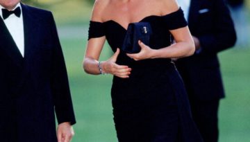 &Eta; &Chi;&rho;&iota;&sigma;&tau;ί&nu;&alpha; &Sigma;&tau;&alpha;&mu;&pi;&omicron;&lambda;&iota;ά&nu; &sigma;&tau;&omicron; Marie Claire: &laquo;&Tau;&omicron; Revenge Dress &tau;&omicron; &sigma;&chi;&epsilon;&delta;ί&alpha;&sigma;&alpha; &sigma;&tau;&omicron;&nu; &Beta;ό&lambda;&omicron; &kappa;ά&tau;&omega; &alpha;&pi;ό &tau;&omicron; &phi;&omega;&sigmaf; &tau;&eta;&sigmaf; &Epsilon;&lambda;&lambda;ά&delta;&alpha;&sigmaf; &ndash; &Theta;&alpha; &epsilon;ί&nu;&alpha;&iota; &pi;&omicron;&lambda;ύ &sigma;&upsilon;&gamma;&kappa;&iota;&nu;&eta;&tau;&iota;&kappa;ό &nu;&alpha; &tau;&omicron; &delta;&omega; &xi;&alpha;&nu;ά&raquo; &ndash; Marie Claire