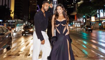 &Eta; Ashley Park &tau;&omicron;&upsilon; Emily in Paris &mu;&epsilon; &delta;&eta;&mu;&iota;&omicron;&upsilon;&rho;&gamma;ί&alpha; Celia Kritharioti Haute Couture &sigma;&tau;&omicron; &Sigma;ά&omicron; &Pi;ά&omicron;&lambda;&omicron;