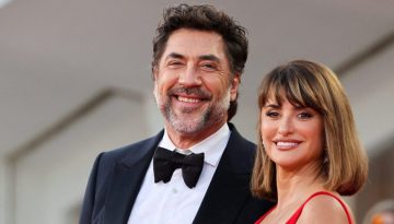 Pen&eacute;lope Cruz &ndash; Javier Bardem: &Alpha;&gamma;&kappa;&alpha;&lambda;&iota;έ&sigmaf;, &phi;&iota;&lambda;&iota;ά &kappa;&alpha;&iota; &sigma;&upsilon;&gamma;&kappa;ί&nu;&eta;&sigma;&eta; &sigma;&tau;&eta; &Beta;&epsilon;&nu;&epsilon;&tau;ί&alpha; &ndash; &Tau;&omicron; &zeta;&epsilon;&upsilon;&gamma;ά&rho;&iota; &pi;&omicron;&upsilon; έ&kappa;&lambda;&epsilon;&psi;&epsilon; &tau;&eta;&nu; &pi;&alpha;&rho;ά&sigma;&tau;&alpha;&sigma;&eta;