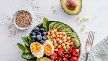 Healthy Bowl: &Mu;&iota;&alpha; &theta;&rho;&epsilon;&pi;&tau;&iota;&kappa;ή &pi;&rho;ό&tau;&alpha;&sigma;&eta; &gamma;&iota;&alpha; &tau;&omicron; lunch break