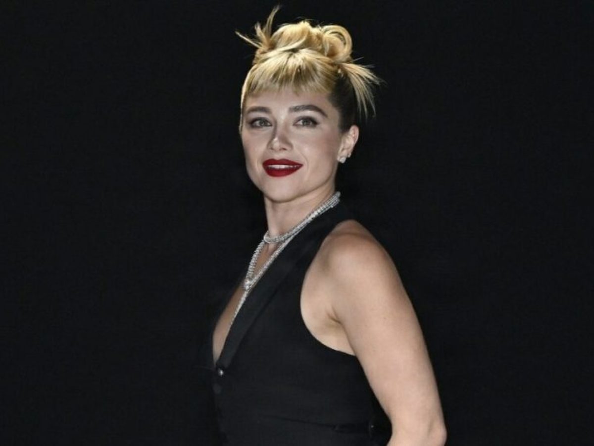 &Tau;&omicron; diamond &mu;&alpha;&nu;&iota;&kappa;&iota;&omicron;ύ&rho; &tau;&eta;&sigmaf; Florence Pugh &epsilon;ί&nu;&alpha;&iota; &eta; glam &pi;&iota;&nu;&epsilon;&lambda;&iota;ά &pi;&omicron;&upsilon; &chi;&rho;&epsilon;&iota;ά&zeta;&epsilon;&sigma;&alpha;&iota;