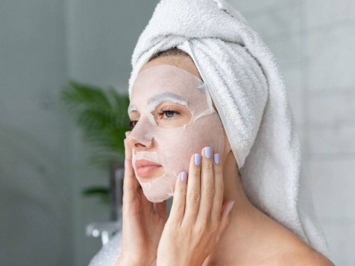 3 top K-beauty &mu;ά&sigma;&kappa;&epsilon;&sigmaf; &pi;&rho;&omicron;&sigma;ώ&pi;&omicron;&upsilon; &gamma;&iota;&alpha; &pi;&iota;&omicron; &epsilon;&nu;&upsilon;&delta;&alpha;&tau;&omega;&mu;έ&nu;&eta; &kappa;&alpha;&iota; &phi;&rho;έ&sigma;&kappa;&iota;&alpha; &epsilon;&pi;&iota;&delta;&epsilon;&rho;&mu;ί&delta;&alpha;